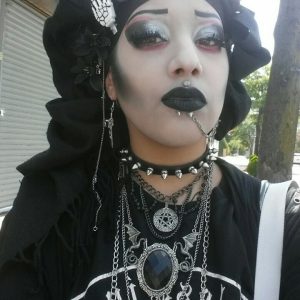 Kenza - rencontre-Ronde-Nice