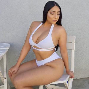 Un mec qui kiffe les trans, c’est tout ce que je demande Sacha - rencontre-Trans-Bordeaux