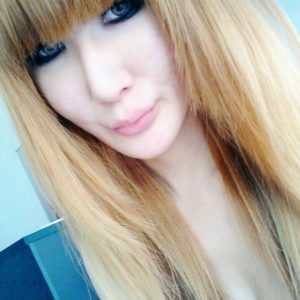 Manon - rencontre-bdsm-bressuire-HyLE