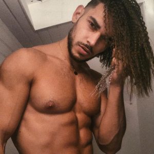 Nora - rencontre-Teen-Toulon