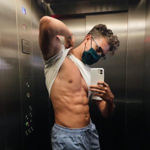 J’veux un mec qui se lâche pendant la douceur d’un apéro Aurore - rencontre-Trans-Quimper